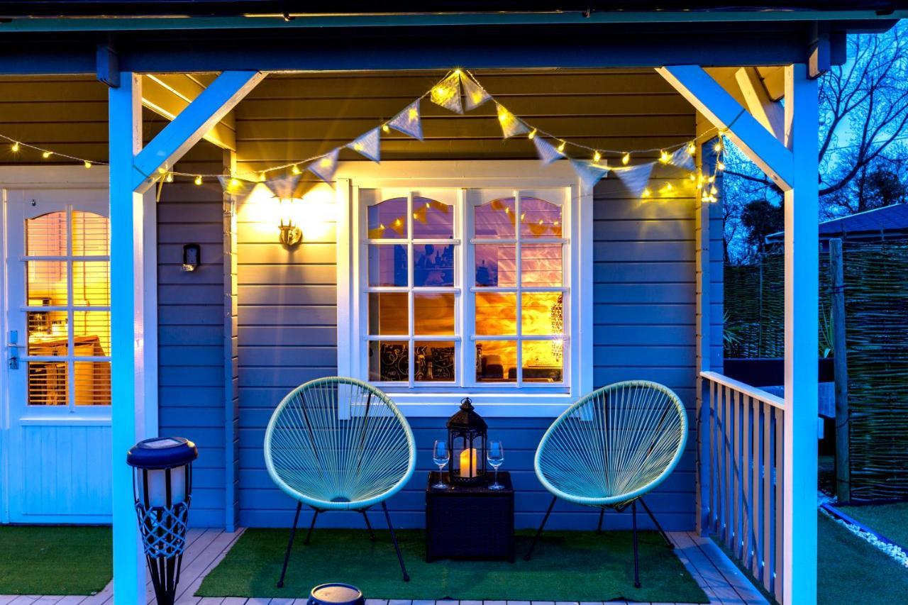 The Retreat Log Cabin Sudbury  Bagian luar foto