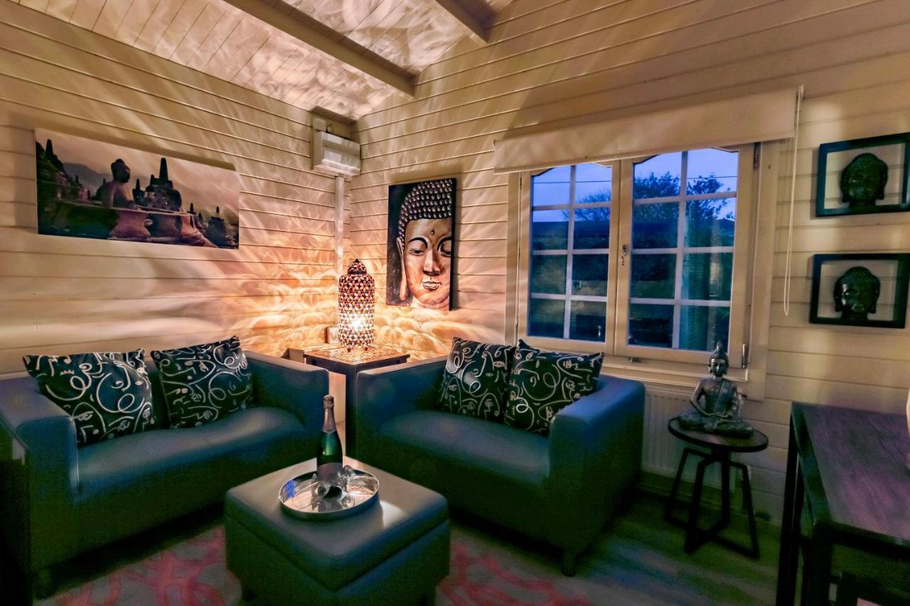 The Retreat Log Cabin Sudbury  Bagian luar foto